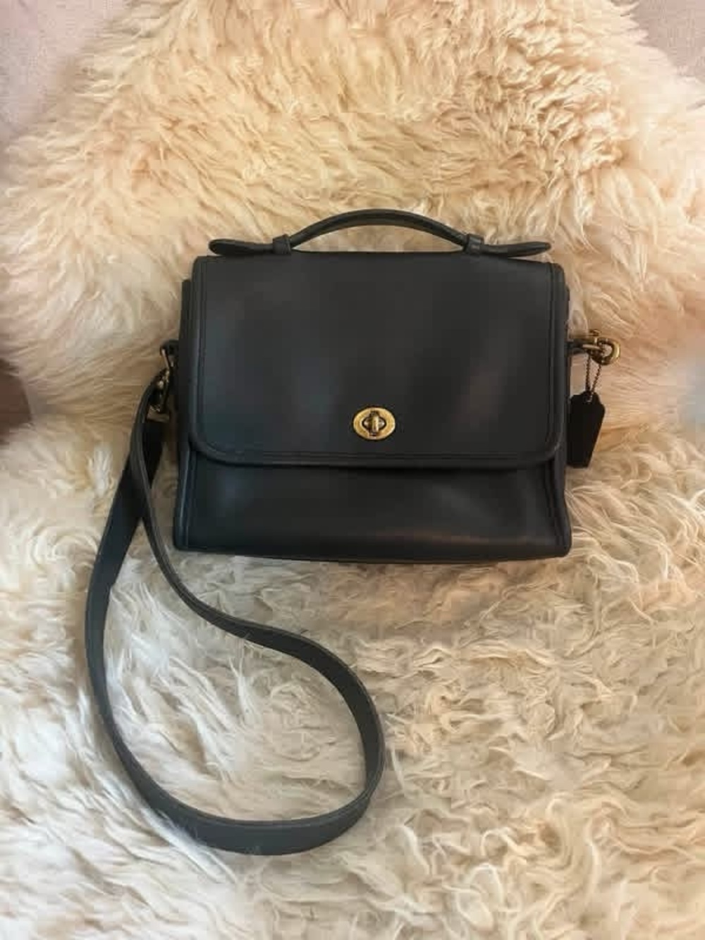 Vintage Coach Court Crossbody Bag 9870 Black USA